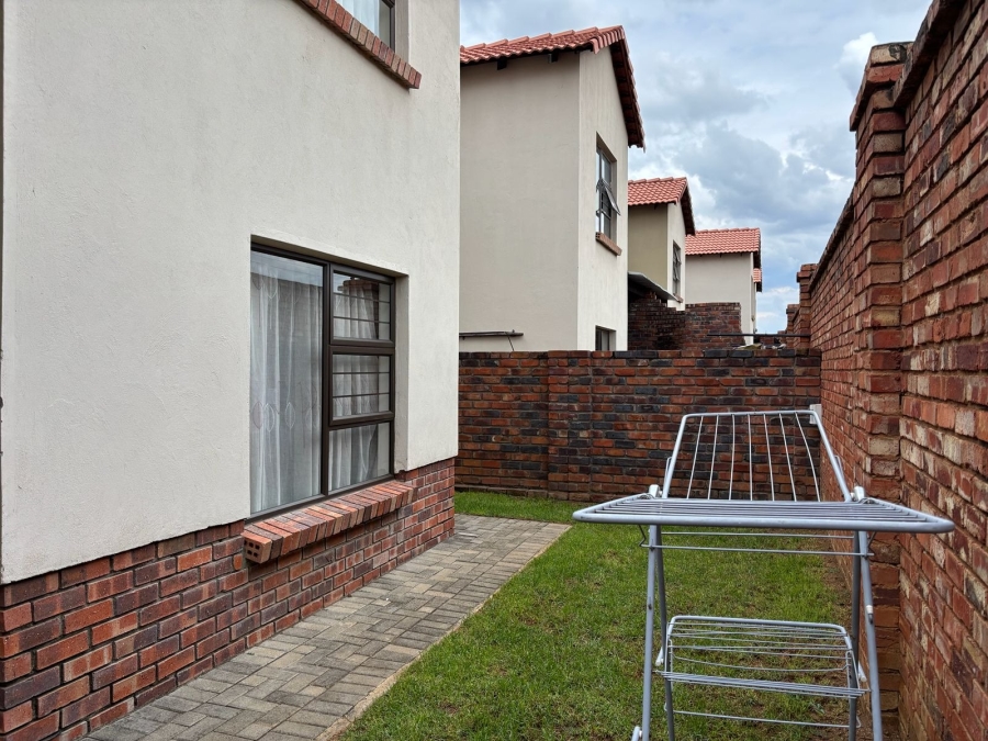 3 Bedroom Property for Sale in Waterval East North West